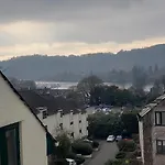 On Windermere, Splendid For 4, Parking, Views ボウネス＝オン＝ウィンダミア