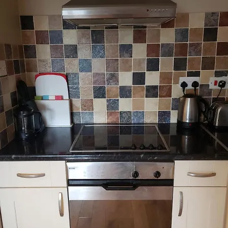 On Windermere, Splendid For 4, Parking, Views Apartment *