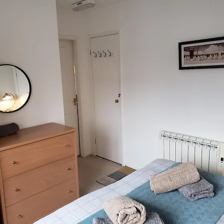 On Windermere, Splendid For 4, Parking, Views * Bowness-on-Windermere