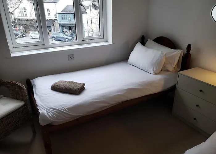 On Windermere, Splendid For 4, Parking, Views Apartment Bowness-on-Windermere