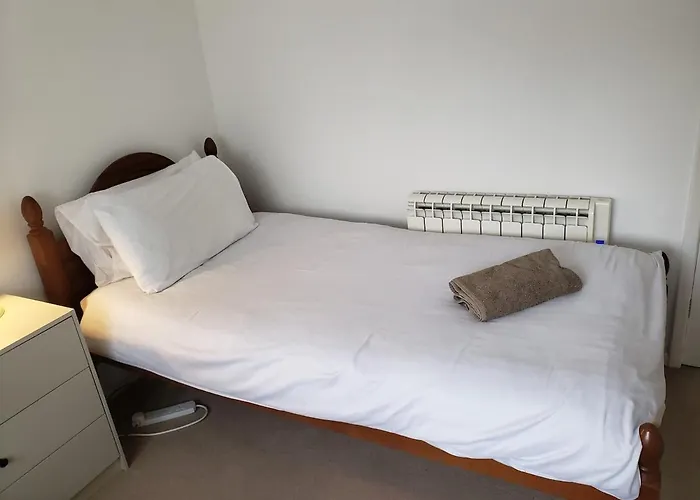 On Windermere, Splendid For 4, Parking, Views * Bowness-on-Windermere